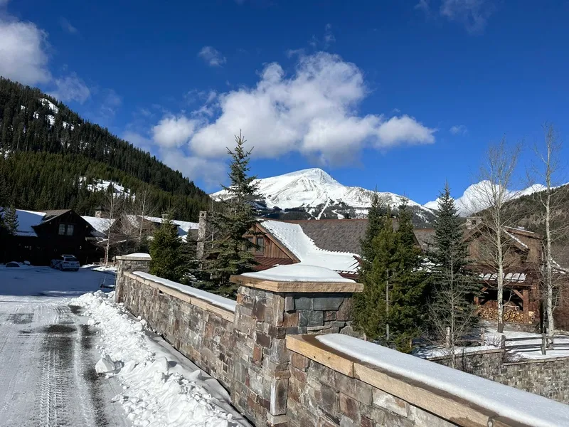 Big Sky Mountain Cabin - Wood Staining & Exterior painting project